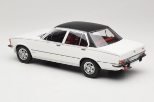 Opel Commodore B Valge MCG 1:18 MCG18564 Metall - pilt 5/6