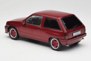 Opel Corsa A Custom Punane MCG 1:18 MCG18433 Metall - pilt 5/6