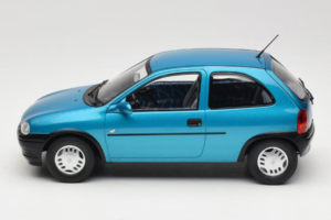 Opel Corsa B Blue Metallic MCG 1:18 MCG18514 Metall - pilt 3/6