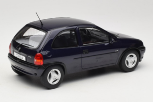 Opel Corsa B Dark Blue Metallic MCG 1:18 MCG18905 Metall - pilt 2/6