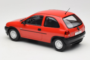 Opel Corsa B Punane MCG 1:18 MCG18513 Metall - pilt 5/6