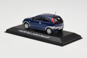 Opel Corsa C 1.5M Made in Eisenach Minichamps 1:43 OPEL003 Metall - pilt 3/4
