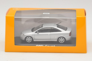Opel Coupe Bertone Hõbedane Minichamps 1:43 B24910027 Metall - pilt 4/4