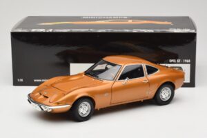 Opel GT Kuldne Minichamps 1:18 180049025 Metall - pilt 8/8