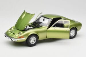 Opel GT Green Metallic Minichamps 1:18 180049029 Metall - pilt 2/8
