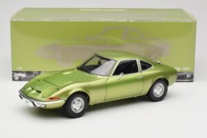 Opel GT Green Metallic Minichamps 1:18 180049029 Metall - pilt 8/8