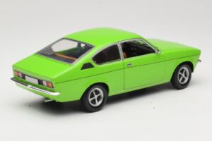Opel Kadett C Coupe Roheline Minichamps 1:18 180045620 Metall - pilt 3/8