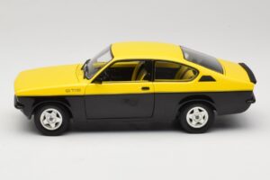 Opel Kadett C GT/E Kollane & Must Minichamps 1:18 180045521 Metall - pilt 4/8