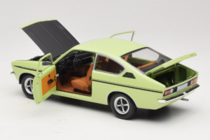 Opel Kadett C SR Roheline Minichamps 1:18 180045625 Metall - pilt 5/8