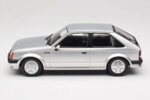 Opel Kadett D GTE Hõbedane MCG 1:18 MCG18533 Metall - pilt 3/6