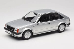 Opel Kadett D GTE Hõbedane MCG 1:18 MCG18533 Metall