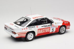 Opel Manta 400 #5 G. Colsoul Rally Ypres 1985 IXO 1:18 18RMC134 Metall - pilt 2/6