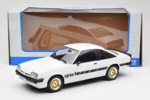 Opel Manta B Sport Valge MCG 1:18 MCG18237 Metall - pilt 6/6