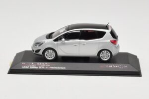 Opel Meriva B Hõbe Metallic Minichamps 1:43 400040000 Metall