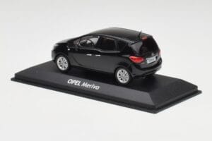 Opel Meriva B Must Minichamps 1:43 400040005 Metall - pilt 3/4