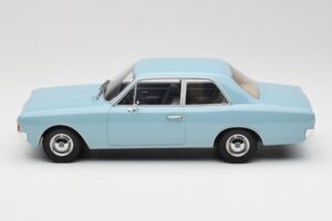 Opel Rekord C Helesinine Minichamps 1:18 107047002 Metall - pilt 3/6