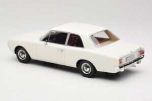 Opel Rekord C Valge Minichamps 1:18 107047001 Metall - pilt 5/6