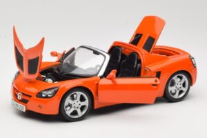 Opel Speedster Oranž Maisto 1:18 31615 Metall - pilt 2/8