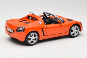Opel Speedster Oranž Maisto 1:18 31615 Metall - pilt 3/8