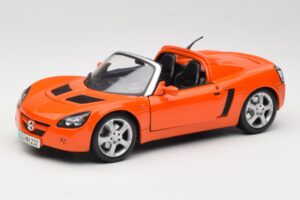 Opel Speedster Oranž Maisto 1:18 31615 Metall