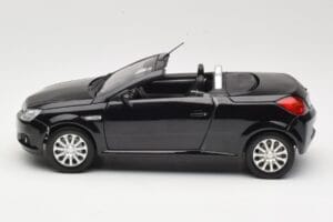 Opel Tigra TwinTop B Must Norev 1:18 183600 Metall - pilt 4/8