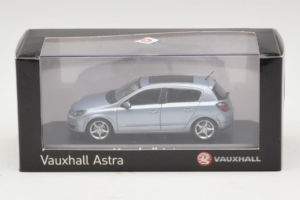 Opel Astra H Blue Metallic Minichamps 1:43 ASTRA004 Metall - pilt 4/4