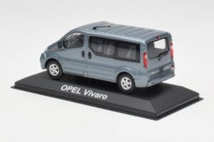 Opel Vivaro A Sinihall Minichamps 1:43 VIVARO001 Metall - pilt 3/4