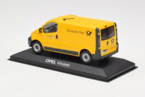 Opel Vivaro A Deutsche Post Minichamps 1:43 430040562 Metall - pilt 3/4