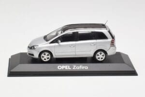Opel Zafira B Hõbedane Minichamps 1:43 1799109 Metall