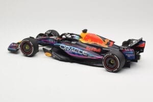 Oracle Red Bull Racing RB19 #1 M. Verstappen Winner Miami GP 2023 Minichamps 1:18 110230501 Metall - pilt 5/6