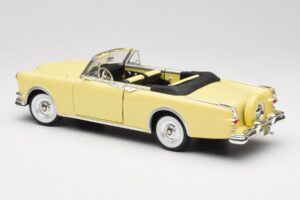 Packard Caribbean Kabriolett Kollane Road Signature 1:18 92798 Metall - pilt 7/8