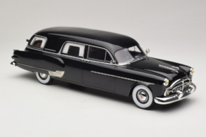 Packard Henney Must BoS Models 1:18 BOS342 Metall - pilt 4/6