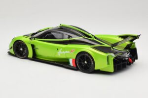 Pagani Huayra R Roheline LCD 1:18 LCD18012-GR Metall - pilt 7/8
