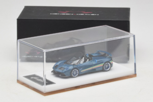 Pagani Huayra Tricolore Roadster Sinine Henson & Heaven 1:64 PHTRB01 Vaik - pilt 7/8