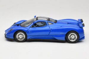 Pagani Zonda C12 Sinine Solido 1:18 8172 Metall - pilt 4/8
