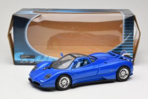Pagani Zonda C12 Sinine Solido 1:18 8172 Metall - pilt 8/8