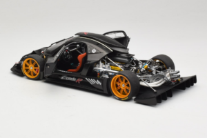 Pagani Zonda R Revolucion Carbon Fiber AUTOart 1:18 78261 Metall - pilt 5/8
