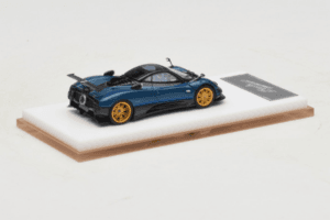 Pagani Zonda Tricolore Exposed Carbon Sinine Henson & Heaven 1:64 PZTECB01 Metall - pilt 3/7