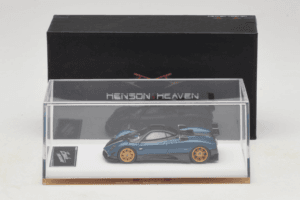 Pagani Zonda Tricolore Exposed Carbon Sinine Henson & Heaven 1:64 PZTECB01 Metall - pilt 7/7
