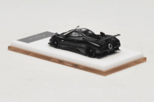 Pagani Zonda Tricolore Exposed Carbon Henson & Heaven 1:64 PZTEC01 Metall - pilt 5/7