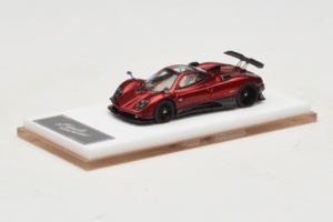 Pagani Zonda Tricolore Punane Henson & Heaven 1:64 PZTR01 Metall - pilt 2/7