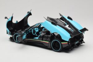 Pagani Zonda Uno Carbon Helesinine Almost Real 1:18 850630001 Metall - pilt 5/8