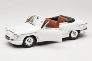 Panhard PL17 Kabriolett Valge Solido 1:18 8174 Metall - pilt 2/8