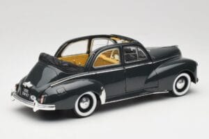 Peugeot 203 Kabriolett Must Solido 1:18 8156 Metall - pilt 3/8