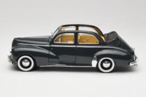 Peugeot 203 Kabriolett Must Solido 1:18 8156 Metall - pilt 4/8