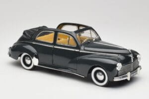Peugeot 203 Kabriolett Must Solido 1:18 8156 Metall - pilt 6/8
