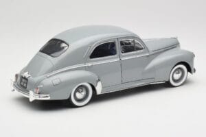 Peugeot 203 Gris Clair Solido 1:18 8145 Metall - pilt 3/8