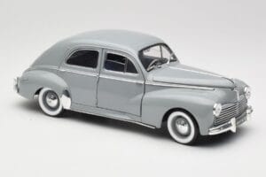 Peugeot 203 Gris Clair Solido 1:18 8145 Metall - pilt 6/8