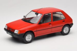 Peugeot 205 Punane MCG 1:18 MCG18492 Metall