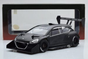 Peugeot 208 T16 Pikes Peak S. Loeb Pikes Peak International Hill Climb Record 2013 AUTOart 1:18 81356 Komposiit - pilt 6/6